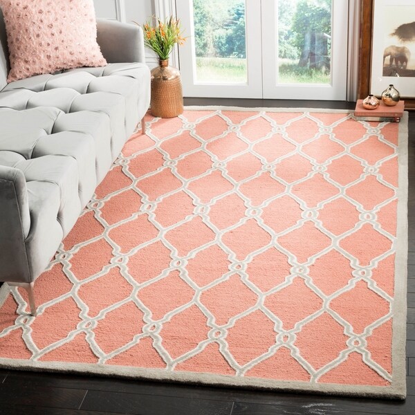 Safavieh Handmade Moroccan Cambridge Coral/ Ivory Wool Rug - 8' x 10'