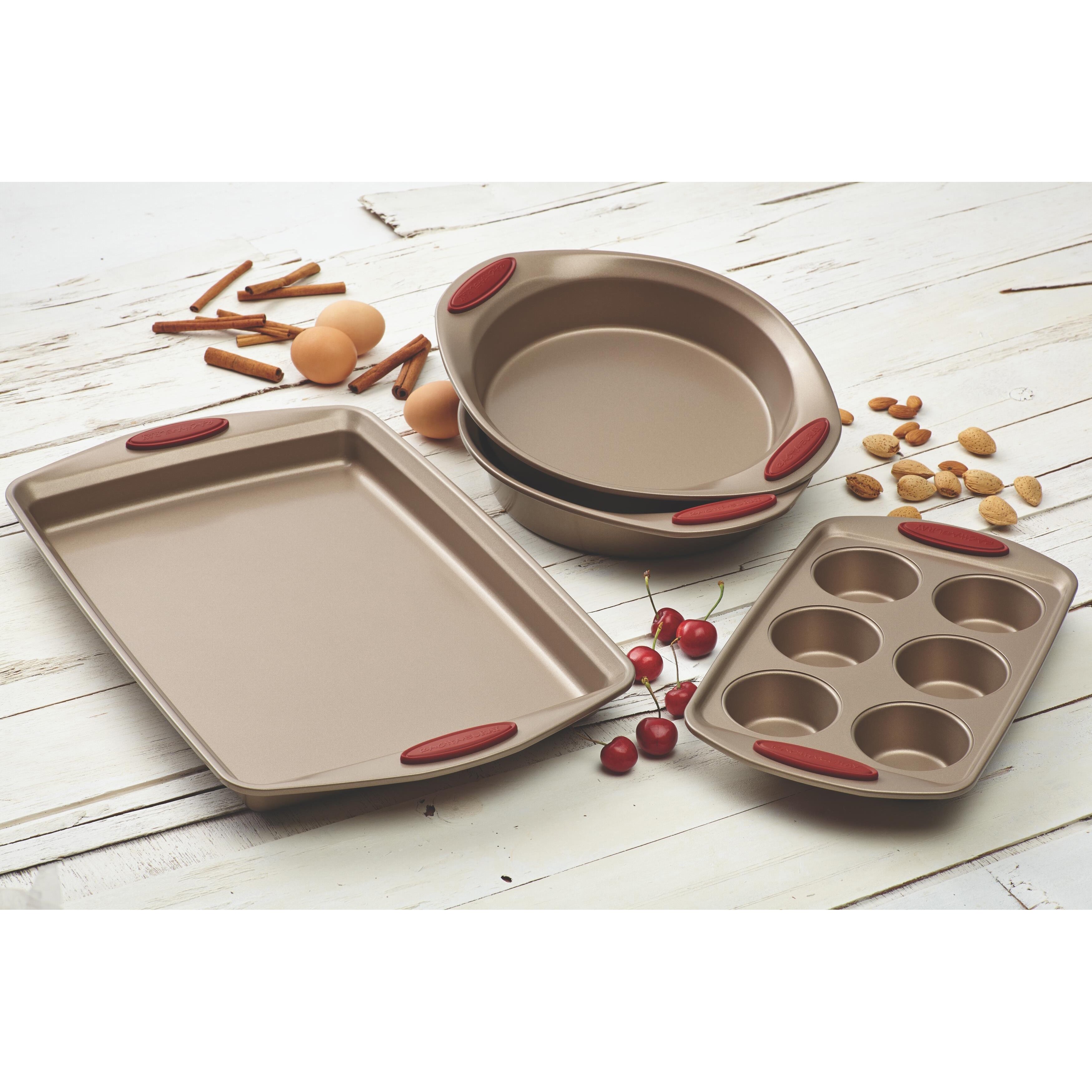 Rachael Ray Cucina Nonstick Bakeware with Grips, Nonstick Cookie Sheet /  Baking Sheet - 11 Inch x 17 Inch, Latte Brown