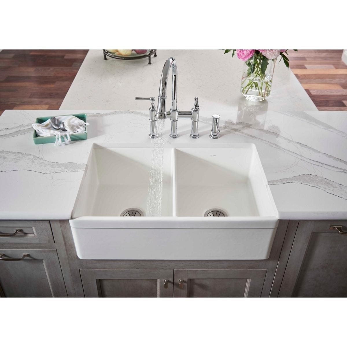 Elkay Fireclay 33 X 19 15 16 10 1 8 Equal Double Bowl Farmhouse Sink White Elkay Fireclay 33 X 19 15 16 10 1 8 Equal Double Bowl Farmhouse Sink White