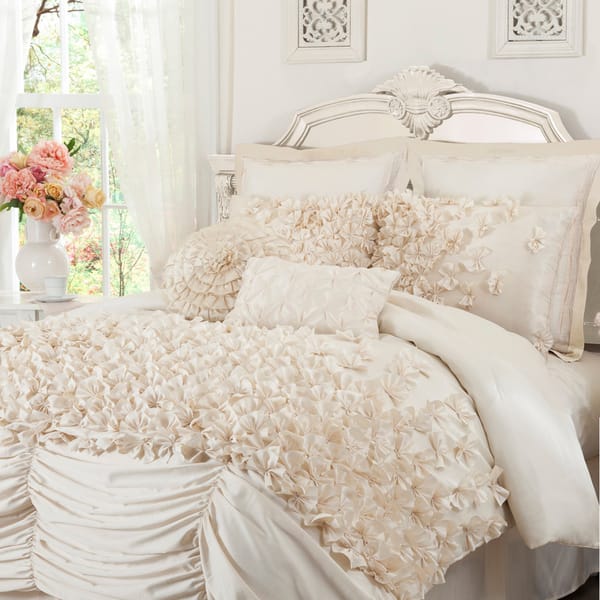 Shop L Amour Eternel Lucia 4 Piece Queen Size Contemporary