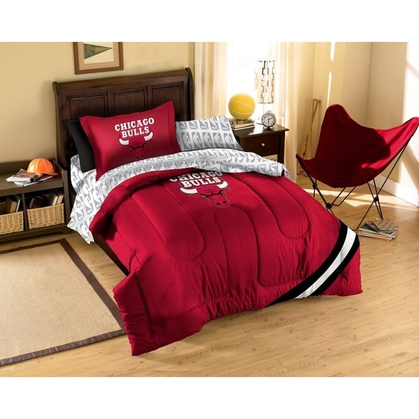 The Northwest Company Nba Chicago Bulls 7 Piece Bed In A Bag The Northwest Company Nba Chicago Bulls 7 Piece Bed In A Bag Set