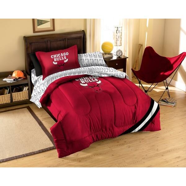 The Northwest Company Nba Chicago Bulls 7 Piece Bed In A Bag Set