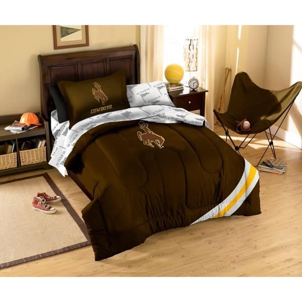 The Northwest Company University Of Wyoming Cowboys 7 Piece Bed In A Bag Set