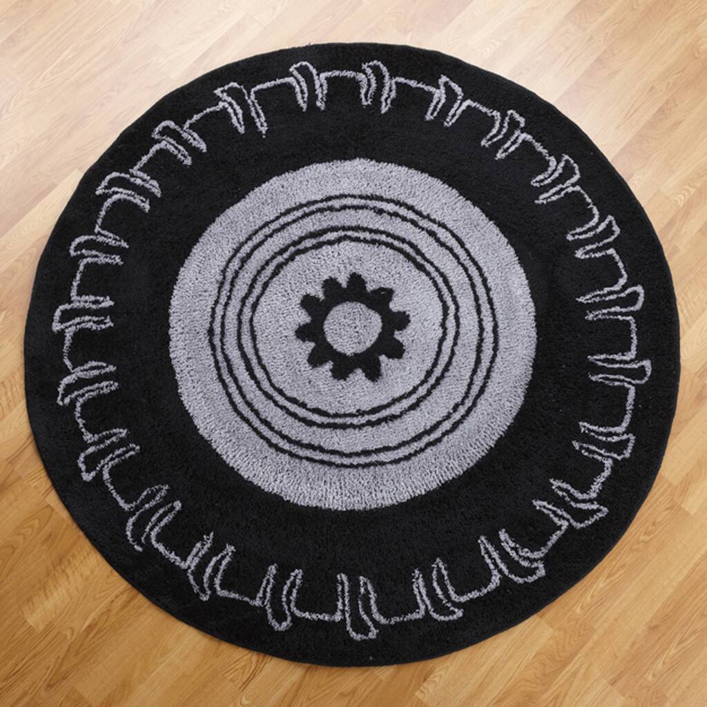 Teyo's Tires Round Rug (5 x 5)