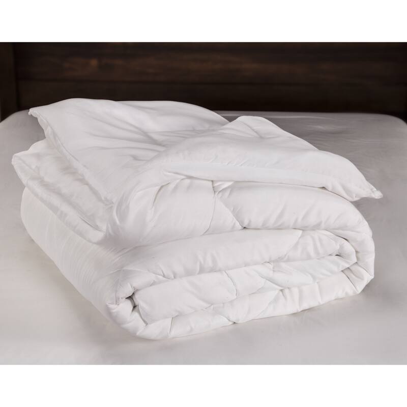 Ultra Soft and Ecofriendly Down Alternative Comforter On Sale Bed