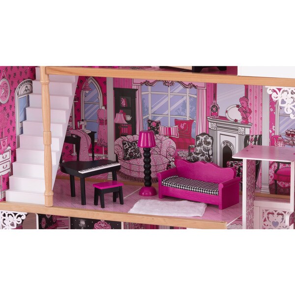 amelia dollhouse