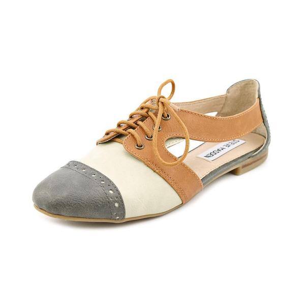 Shop Steve Madden Women S Cori Man Made Casual Shoes Size 6