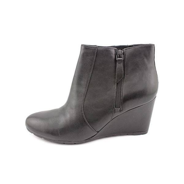 clarks boots artisan