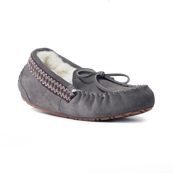 muk luks flats