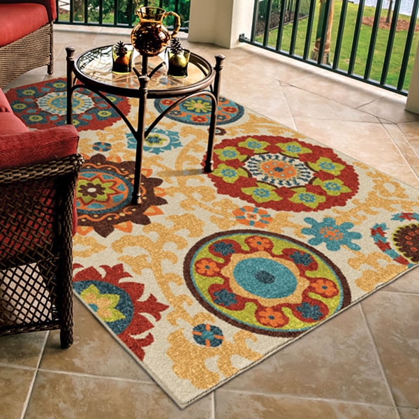 Indoor/ Outdoor Promise Fahri Beige Geometric Rug (78 x 1010)