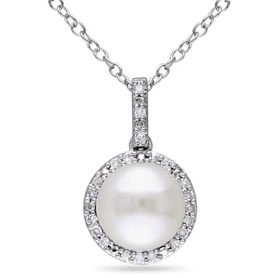 Miadora Silver Cultured Pearl and 1/10ct TDW Diamond Necklace (H-I, I2-I3)