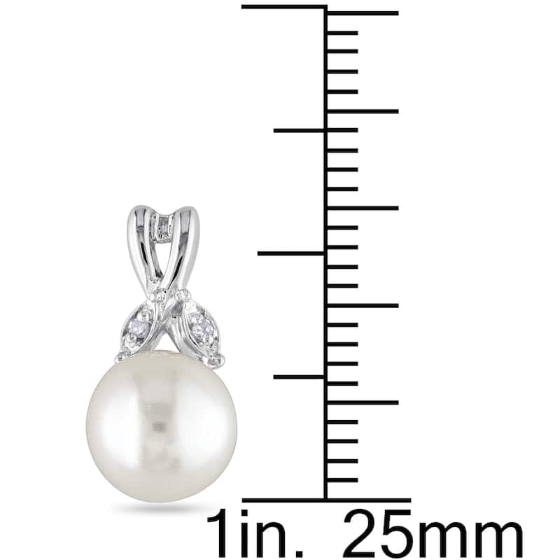 Miadora 10k White Gold Cultured Freshwater Pearl and Diamond Accent Earrings (7-8 mm)