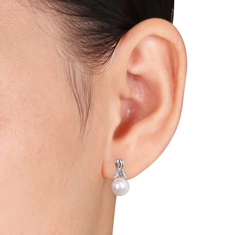 Miadora 10k White Gold Cultured Freshwater Pearl and Diamond Accent Earrings (7-8 mm)