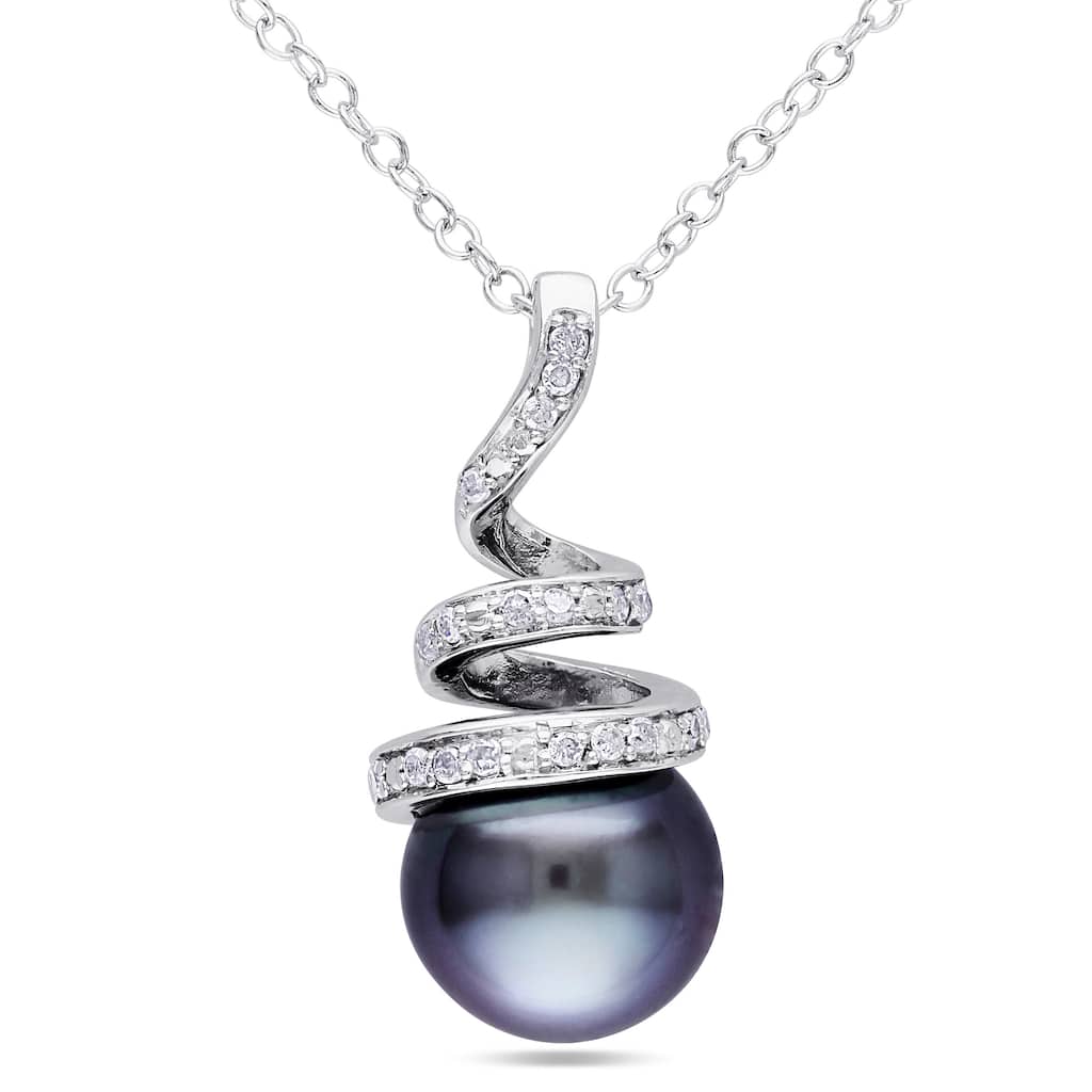 Miadora Silver Tahitian Pearl and 1/10ct TDW Diamond Necklace (8-8.5 mm)