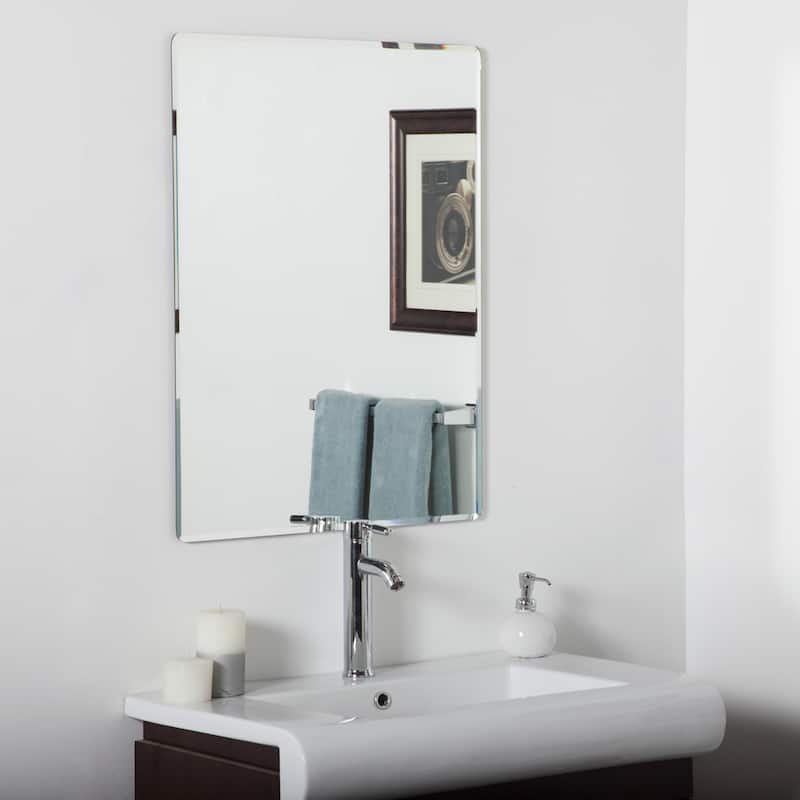 Vera Frameless Bathroom Mirror - 23.6" x 31.5" - Silver