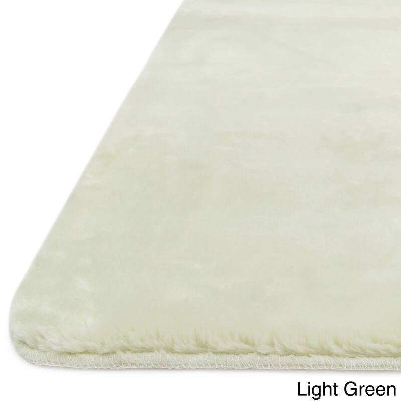 Hampton Plush Bath Rug