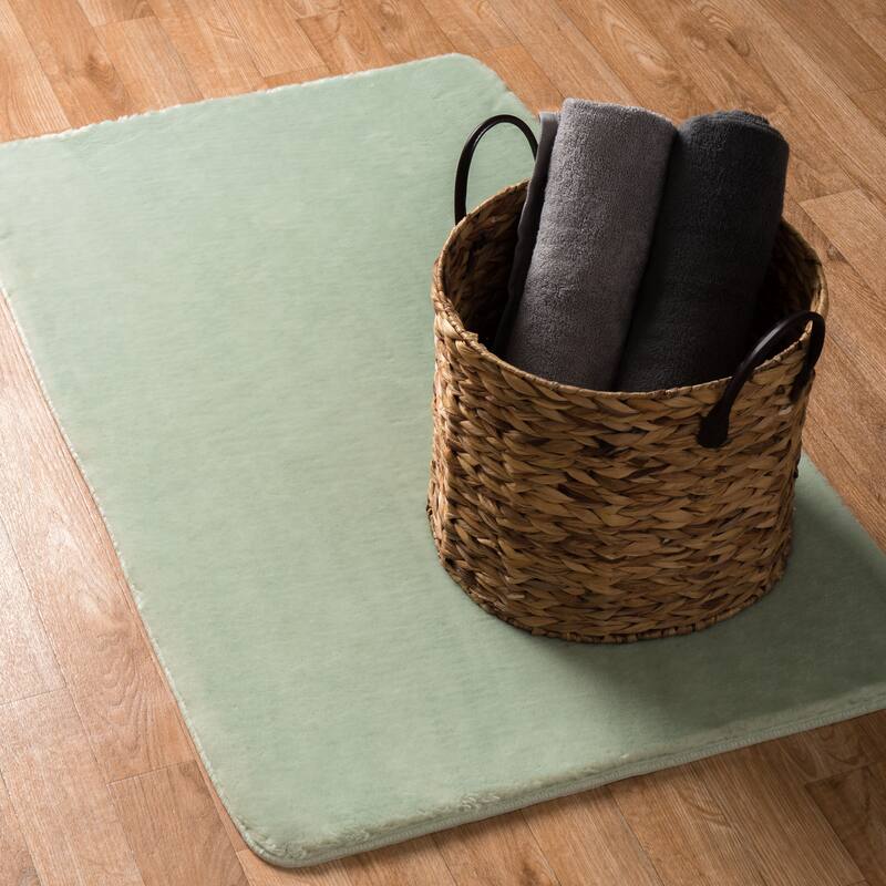 Hampton Plush Bath Rug