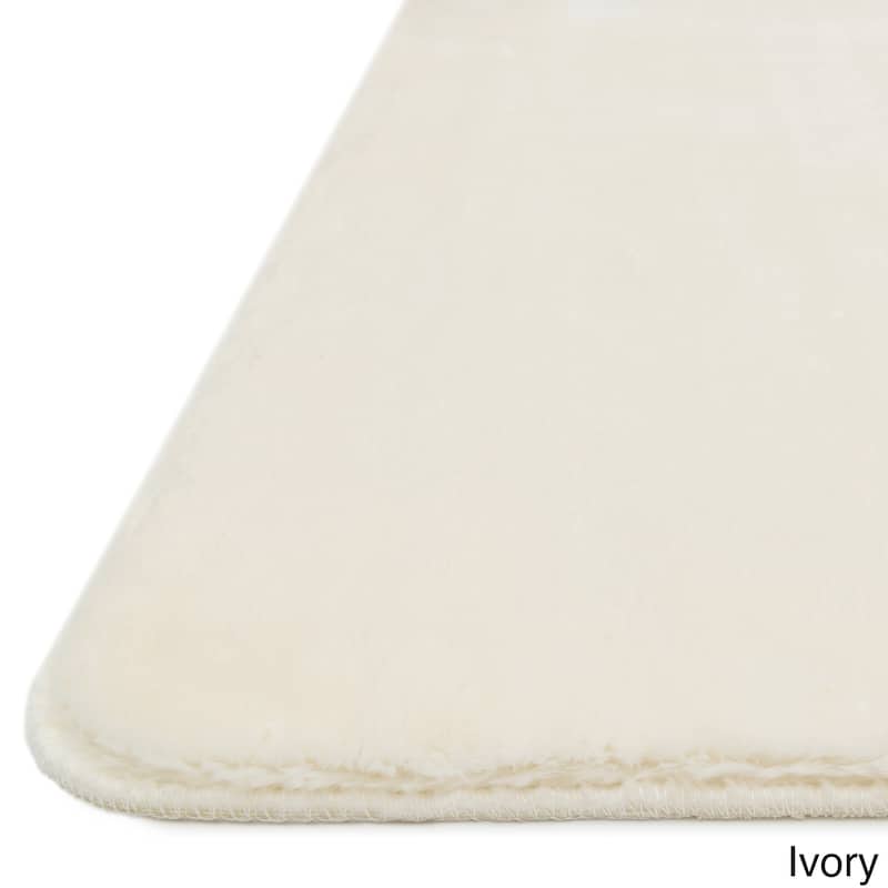 Hampton Plush Bath Rug