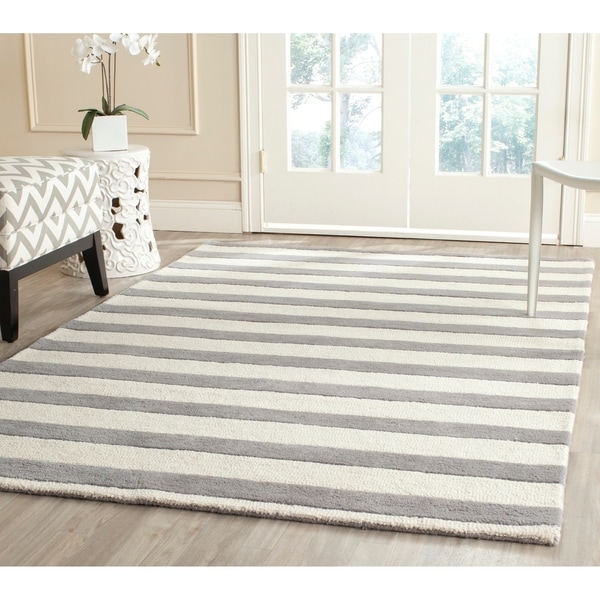 Safavieh Handmade Moroccan Cambridge Grey/ Ivory Wool Rug - 8' x 10'