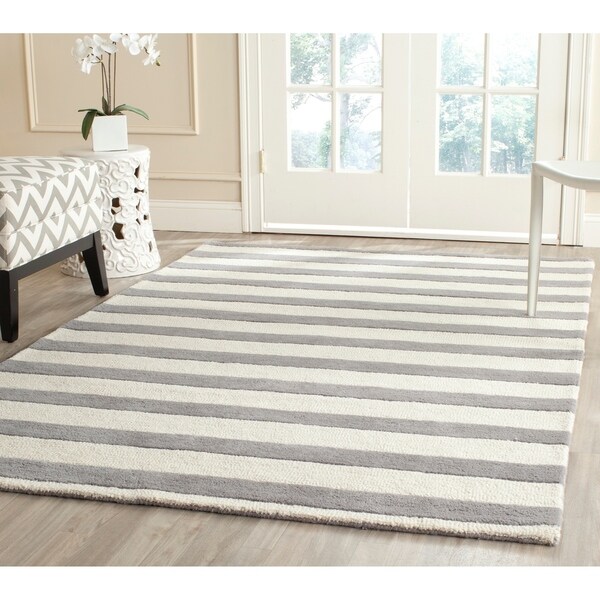Safavieh Handmade Moroccan Cambridge Grey/ Ivory Wool Rug - 5' x 8'