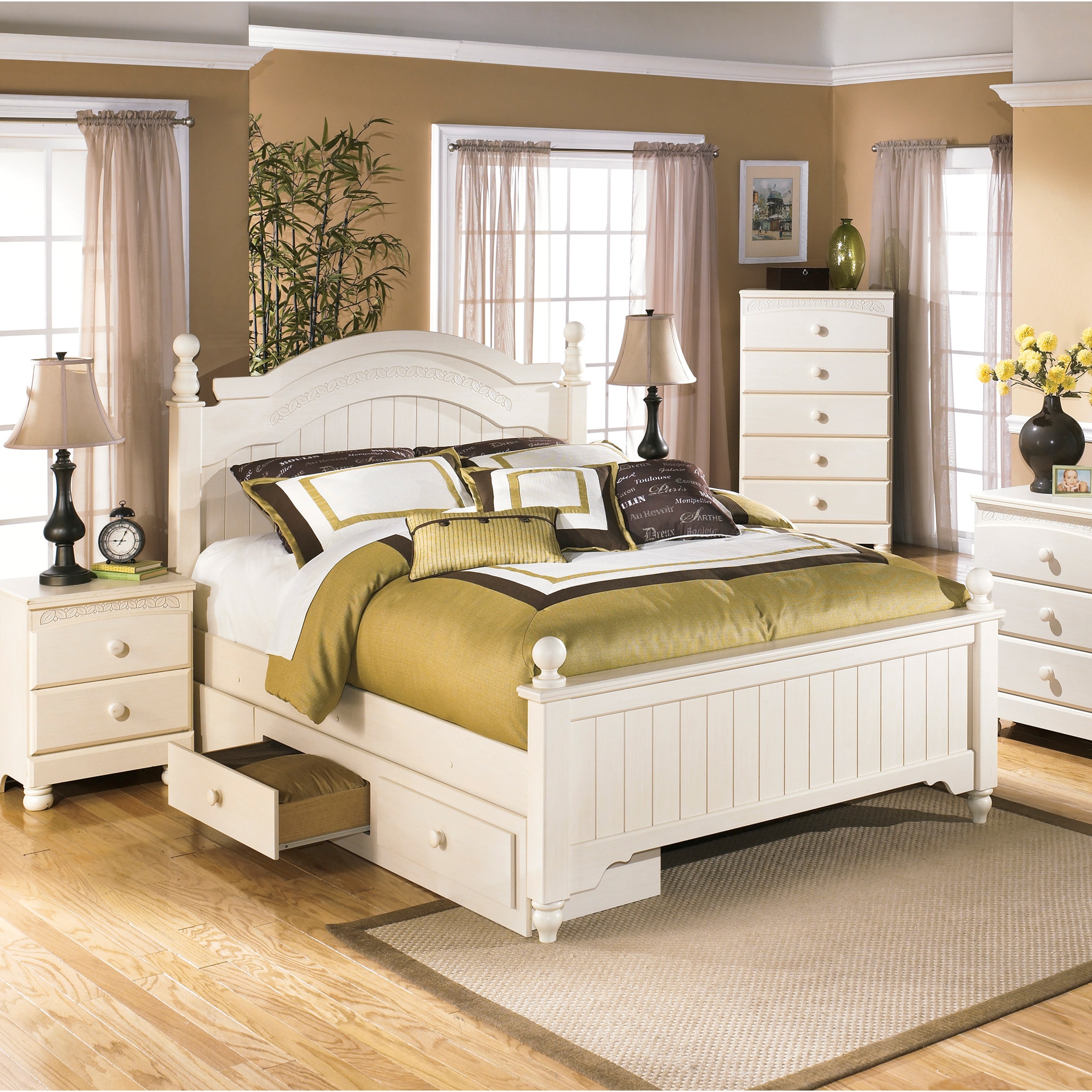 Shop Ashley Cottage Retreat Cream Poster Bed Set With Under