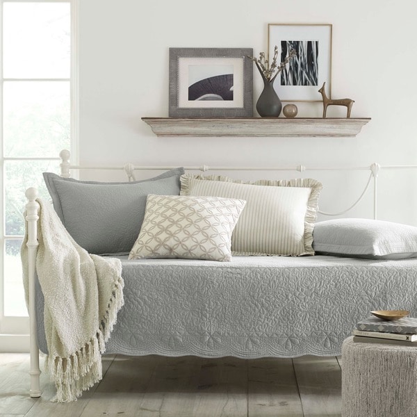 Stone Cottage Trellis Grey 5-piece Quilted Daybed Cover Set