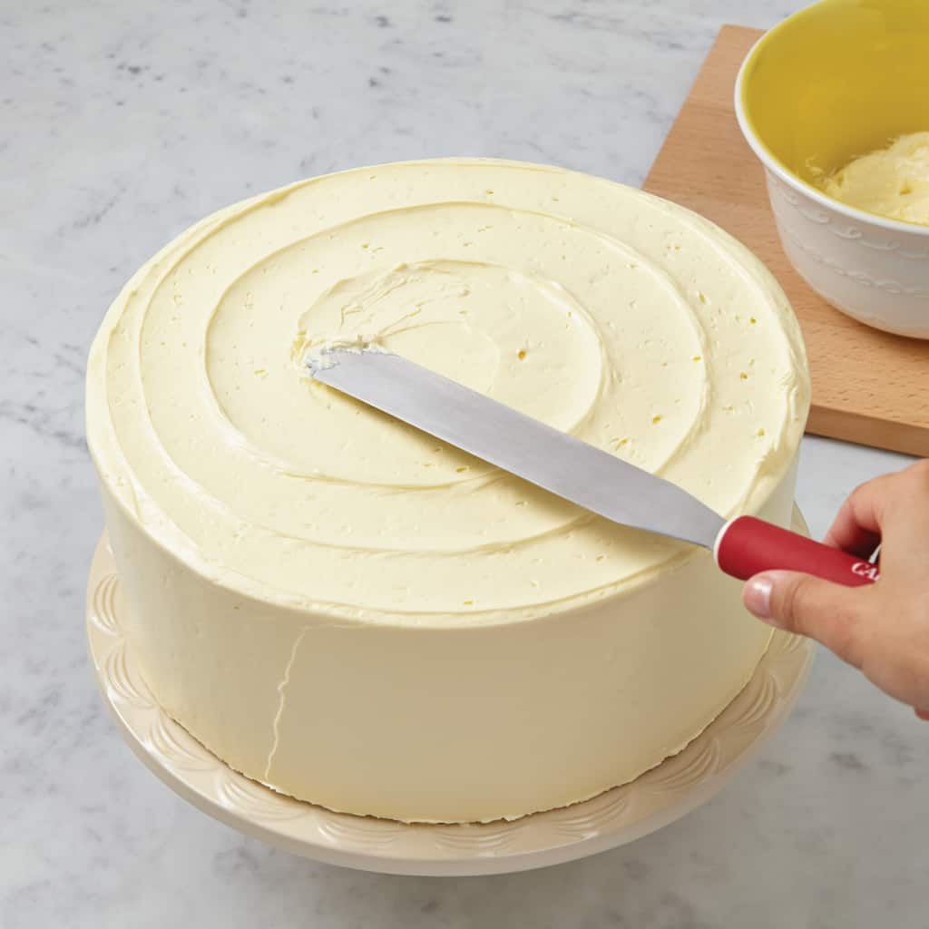 Cake Boss Stainless Steel Tools and Gadgets 3-piece Red Icing Spatula Set