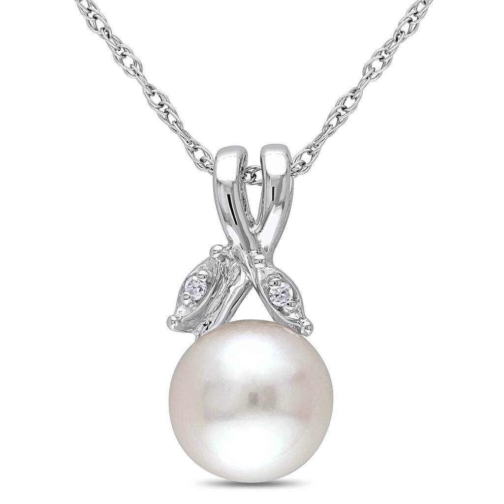 Miadora 10k White Gold White Cultured Freshwater Pearl and Diamond Accent Necklace (7.5-8 mm)