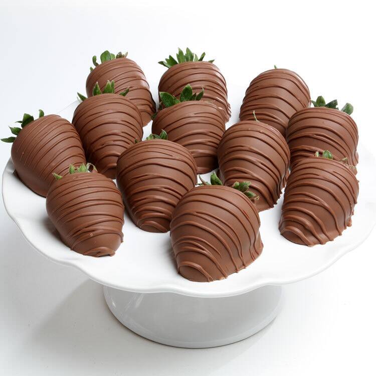 Belgian Milk Chocolate Covered Strawberries (12 Pieces)