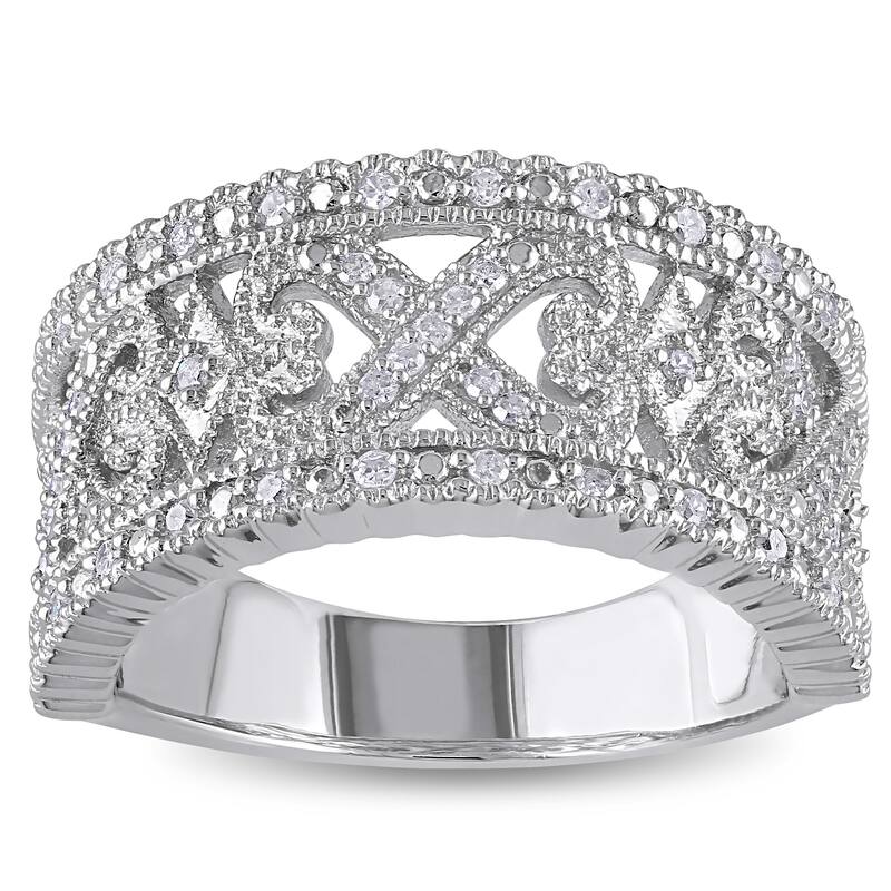 Miadora Sterling Silver 1/4ct TDW Diamond Heart Band - 9