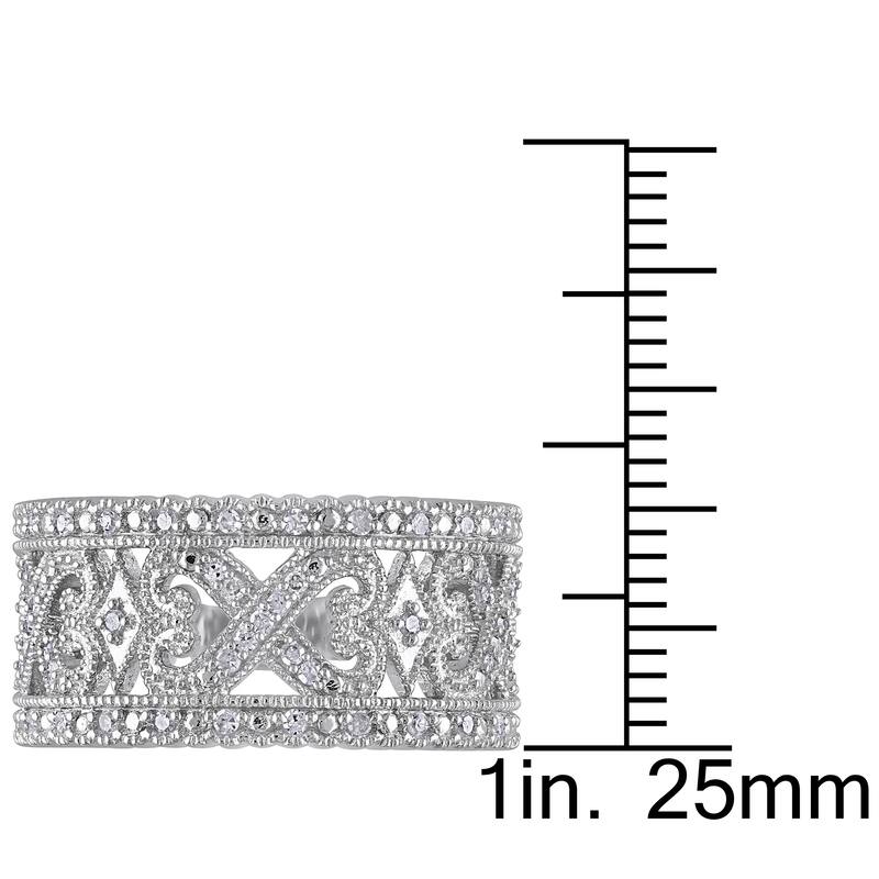 Miadora Sterling Silver 1/4ct TDW Diamond Heart Band