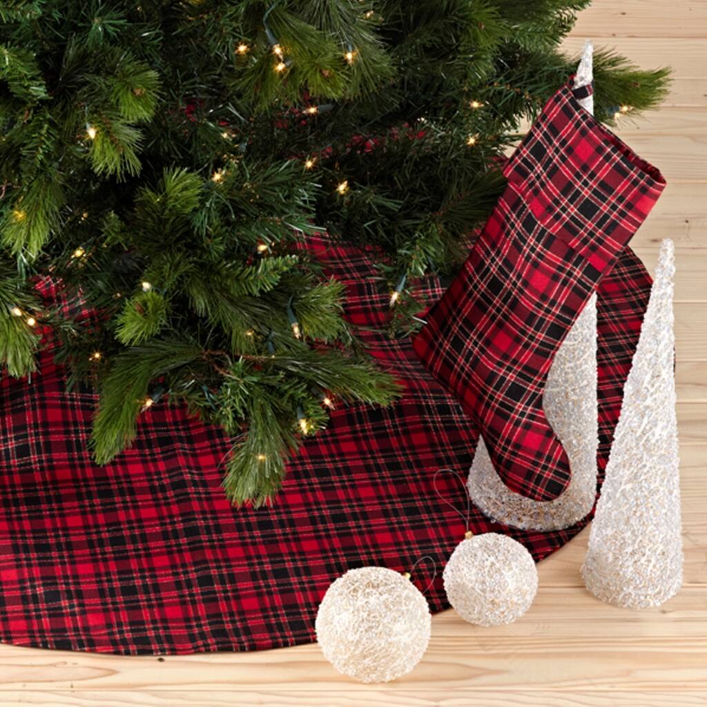 Classic Red And Black Buffalo Plaid Holiday Décor With Sherpa Trim