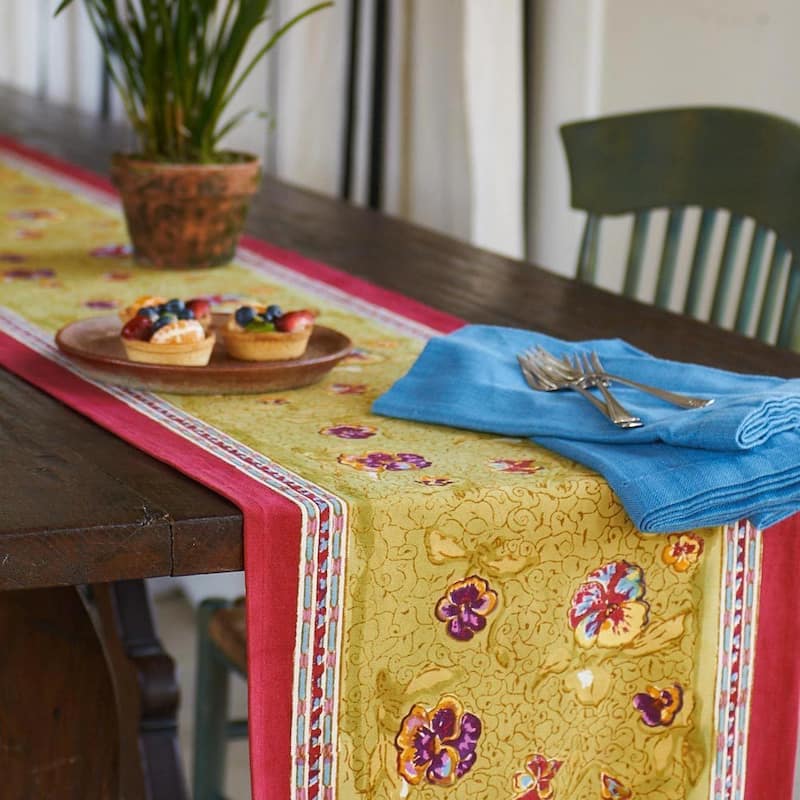 Couleur Nature Pansy Table Runner