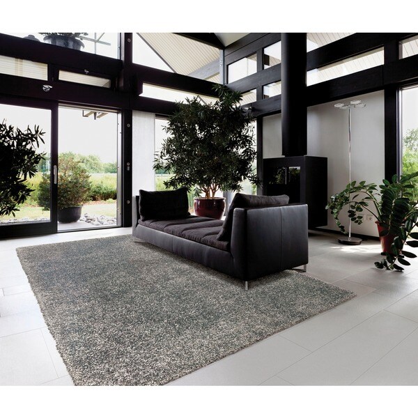 Nourison Amore Light Grey Shag Area Rug
