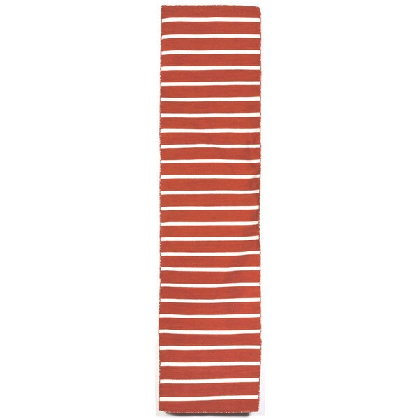Hand-woven Tailored Paprika Outdoor Rug (2'x 8')