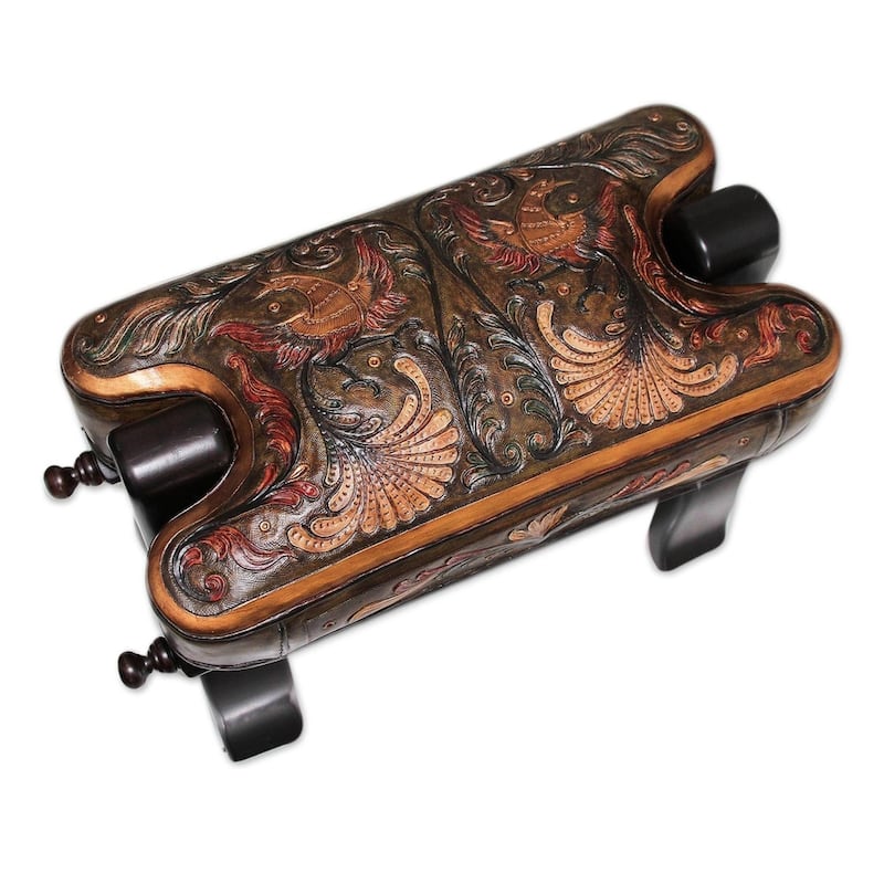 Handmade Bird of Paradise Mohena Wood Leather End Table (Peru)