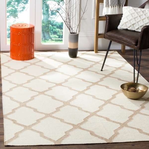 Safavieh Hand-woven Dhurries Ivory/ Camel Wool Rug - 8' x 10'