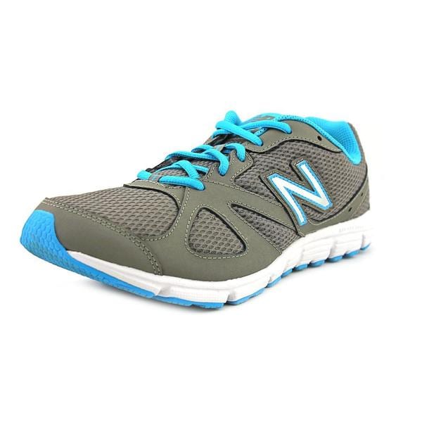 basic new balance shoes