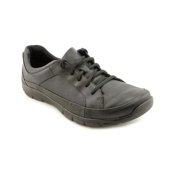 Clarks Women's 'Hedge Igloo' Leather Athletic Shoe - Wide (Size 9 ...