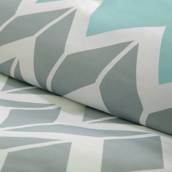 Shop Intelligent Design Elle Chevron 5 Piece Comforter Set On