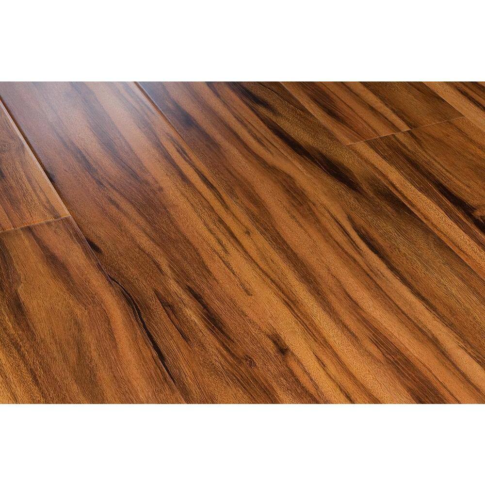 Cadenza Laminate Flooring Tigerwood Collection