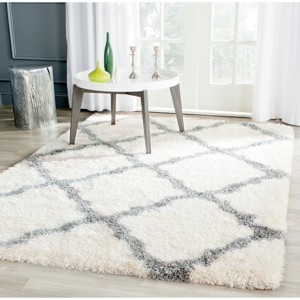Safavieh Montreal Shag Ivory/ Grey Polyester Rug - 6'7 x 9'6