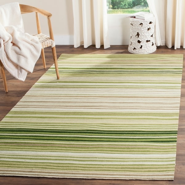 Safavieh Hand-woven Marbella Green Wool Rug - 9' X 12'