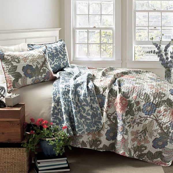slide 1 of 30, The Curated Nomad Chorro 3-piece Quilt Set Green/Blue - Full - Queen
