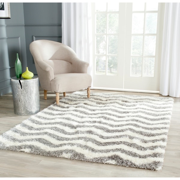 Safavieh Montreal Shag Ivory/ Grey Stripe Polyester Rug - 8'6 x 12'
