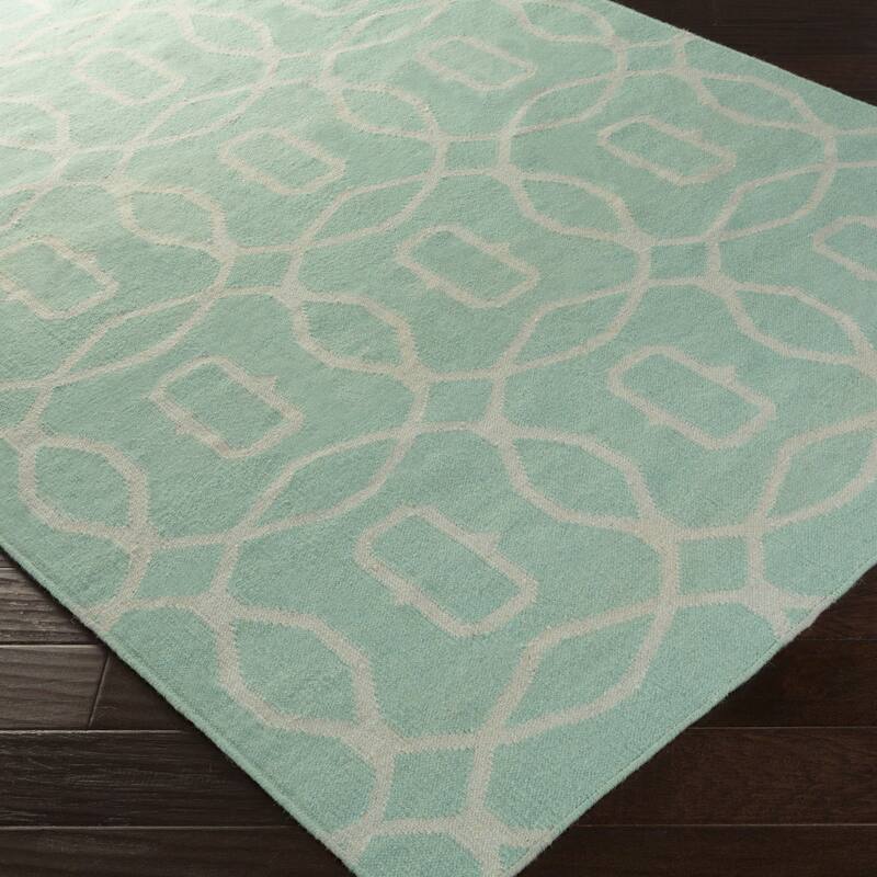 Hand-woven Boston Flatweave Wool Area Rug