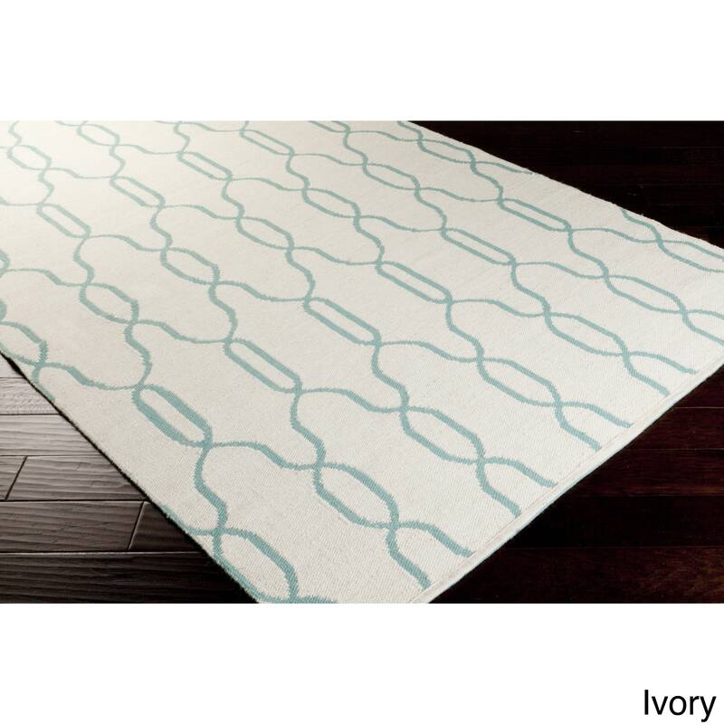 Hand Woven Thelma Wool Geometric Area Rug