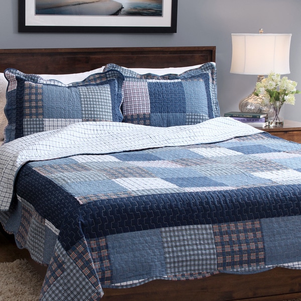 Slumber Shop Mulberry Square 3-piece Reversible Quilt Set