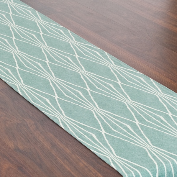 Handcut Shape Design Table Runner