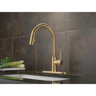 Delta Trinsic Single Handle Pull-Down Kitchen Faucet 9159-CZ-DST Champagne Bronze